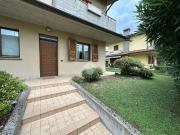 Villa in vendita a Palazzolo sull'Oglio BS