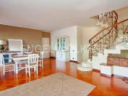 Villa bifamiliare in vendita a Palermo