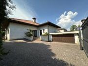 Villa in vendita a Parabiago Villa in vendita a Parabiago