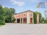 Villa in vendita a Pederobba TV