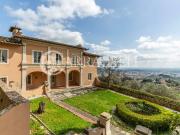 Villa in vendita a Lucca LU