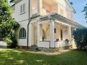 Villa in vendita a Pietrasanta