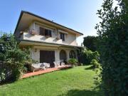 Villa in vendita a Pietrasanta
