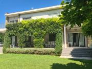 VILLA in VENDITA a PIETRASANTA di 10 vani
