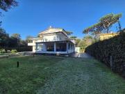 Villa in vendita a Pietrasanta LU