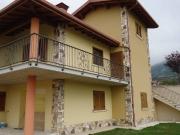 Villa in vendita a Pizzoli AQ