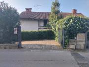 Villa in vendita a Poggibonsi in Buono composto da 10vani