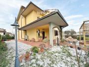Villa in vendita a Poggio a Caiano 234 mq Rif: 1399622