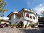 Villa in vendita a Quarrata