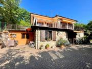 Villa in vendita a Rivoli Veronese VR