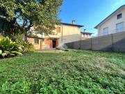 Villa in vendita a Rodengo Saiano BS