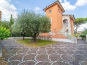Villa in vendita a Roma, Appio Claudio