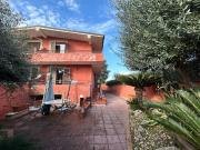 Villa in vendita a Roma RM