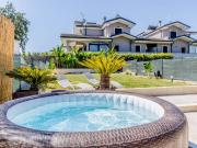 Villa in vendita a Roma RM