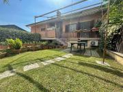 Villa in vendita a Roma RM