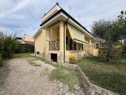 Villa in vendita a Roma RM