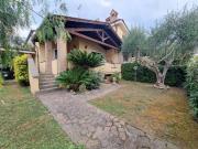 Villa in vendita a Roma RM