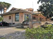 Villa in vendita a Roma RM