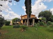 Villa in vendita a Roma RM