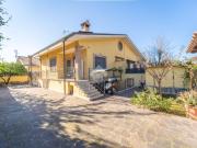 Villa in vendita a Roma RM