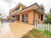 Villa in vendita a Roma RM