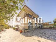 Villa in vendita a Roma RM