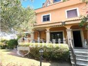Villa in vendita a Roma RM