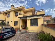 Villa in vendita a Roma RM