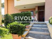 Villa in vendita a Roma RM