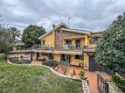 Villa in vendita a Roma RM