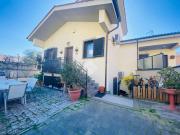 Villa in vendita a Roma RM
