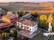 Villa in vendita a Roma RM