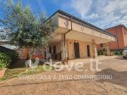 Villa in vendita a Roma RM