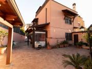 Villa in vendita a Roma RM