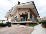 Villa in vendita a Roma RM