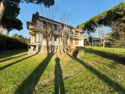 Villa in vendita a Ronchi Massa 350 mq Rif: 1278393