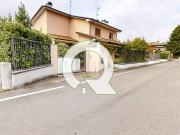 Villa in vendita a Rovellasca CO