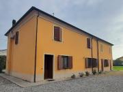 Villa in vendita a Roverbella MN