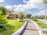 Villa in vendita a Sabaudia LT