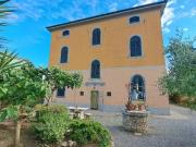Villa in vendita a San Frediano a Settimo Cascina 350 mq...