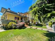 Villa in Vendita a Sanguinetto Sanguinetto Centro