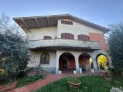 Villa in vendita a Santa Croce sull'Arno 300 mq Rif:...