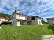 Villa in Vendita a Sant'Ambrogio di Valpolicella
