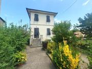 Villa in vendita a Sant'Angelo In Campo Lucca in Da...