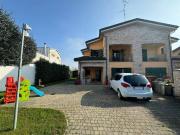 Villa in vendita a Sant'Ilario d'Enza RE