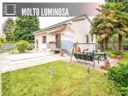 Villa in vendita a Saronno VA