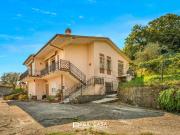 Villa in vendita a Sarzana SP