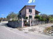 Villa in vendita a Sarzana SP