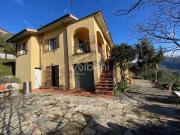 Villa in vendita a Sarzana SP
