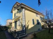 Villa in vendita a Seravezza LU